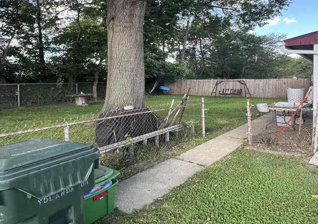 Photo 2 of Single family home for sale at 1250 Yolanda Dr, Columbus, OH 43207 | MLS# 226032301 | Listing updated on 2026-09-14