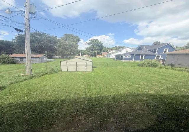 Photo 3 of Single family home for sale at 304 W High Ave, Bellefontaine, OH 43311 | MLS# 226032315 | Listing updated on 2026-09-13