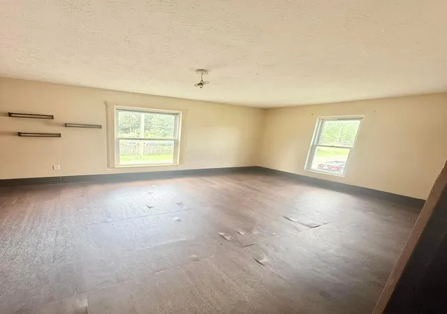 Photo 3 of Single family home for sale at 304 W High Ave, Bellefontaine, OH 43311 | MLS# 226032315 | Listing updated on 2026-09-13