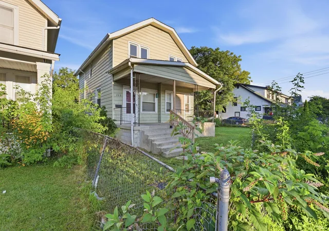 Photo 2 of Single family home for sale at 223 N Wayne Ave, Columbus, OH 43204 | MLS# 226032671 | Listing updated on 2026-09-17