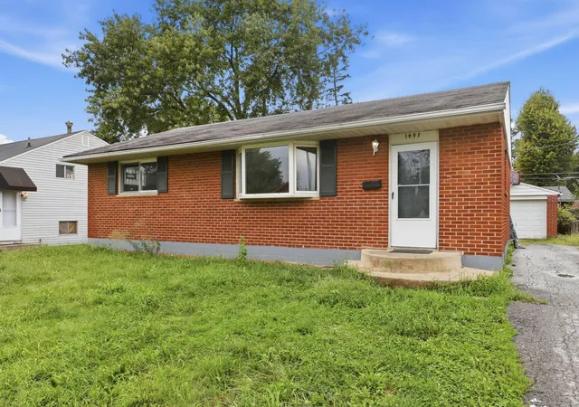 Photo 2 of Sale Pending at 1497 Selkirk Rd, Columbus, OH 43227 | MLS# 226032667 | Listing updated on 2026-09-22