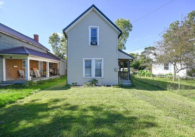 Photo 2 of Single family home for sale at 228 W Espy St, Kenton, OH 43326 | MLS# 226032330 | Listing updated on 2026-09-24