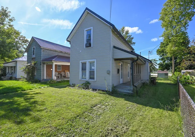 Photo 3 of Single family home for sale at 228 W Espy St, Kenton, OH 43326 | MLS# 226032330 | Listing updated on 2026-09-24