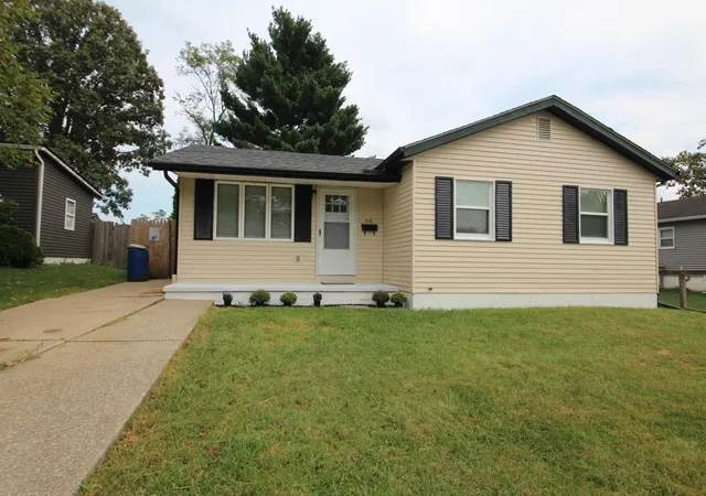 Photo 1 of Single family home for sale at 310 N Yencer St, Baltimore, OH 43105 | MLS# 226033124 | Listing updated on 2026-09-08