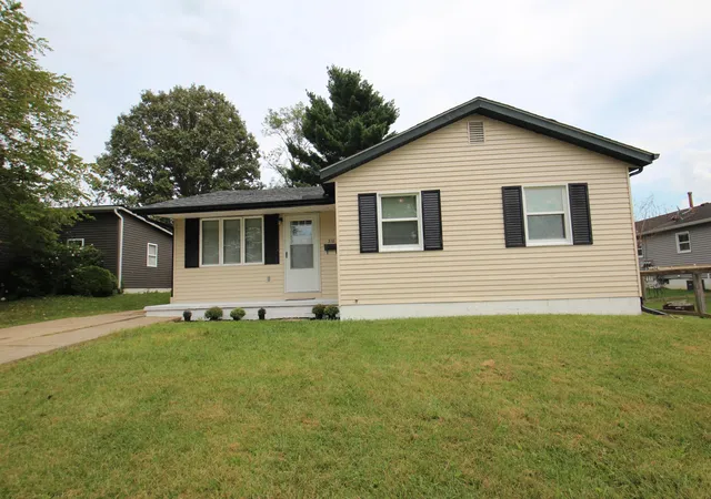 Photo 2 of Single family home for sale at 310 N Yencer St, Baltimore, OH 43105 | MLS# 226033124 | Listing updated on 2026-09-08