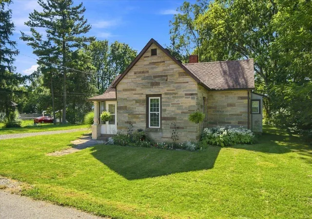 Photo 3 of Single family home for sale at 43 Lynn St, Richwood, OH 43344 | MLS# 226032925 | Listing updated on 2026-09-05