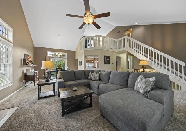 Photo 4 of Single family home for sale at 4154 Hoffman Farms Dr, Hilliard, OH 43026 | MLS# 226032367 | Listing updated on 2026-10-07