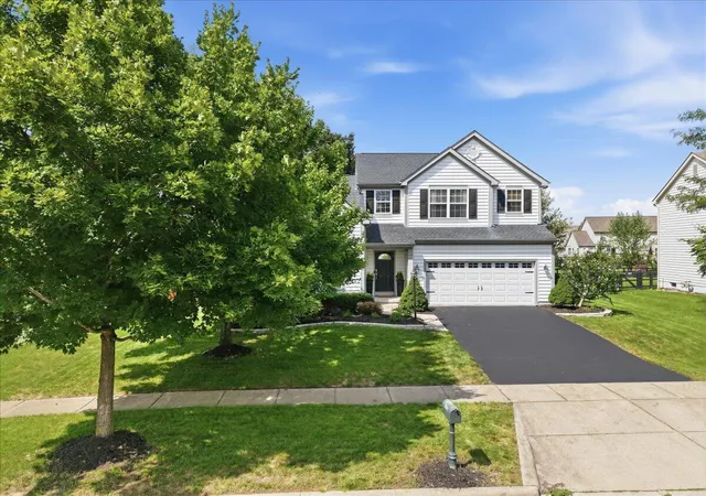 Photo 3 of Single family home for sale at 5262 Willow Valley Wy, Powell, OH 43065 | MLS# 226032796 | Listing updated on 2026-08-31