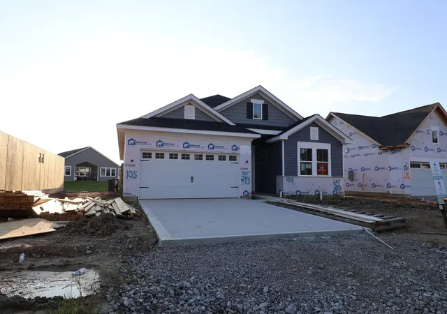 Photo 3 of Single family home for sale at 105 Aldersgate Dr, Delaware, OH 43015 | MLS# 226032616 | Listing updated on 2026-08-28