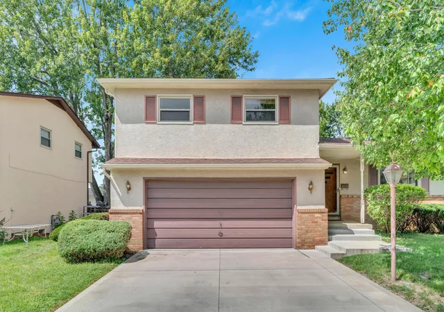Photo 1 of Single family home for sale at 5297 Sandalwood Ct, Columbus, OH 43229 | MLS# 226032625 | Listing updated on 2026-08-29