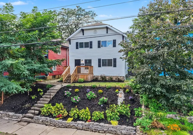 Photo 2 of Single family home for sale at 1359 N 4th St, Columbus, OH 43201 | MLS# 226032923 | Listing updated on 2026-09-05