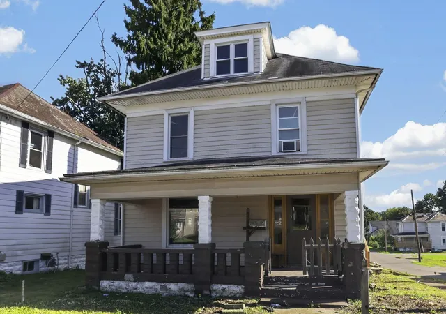 Photo 1 of Sale Pending at 573 E Main St, Newark, OH 43055 | MLS# 226032431 | Listing updated on 2026-09-09
