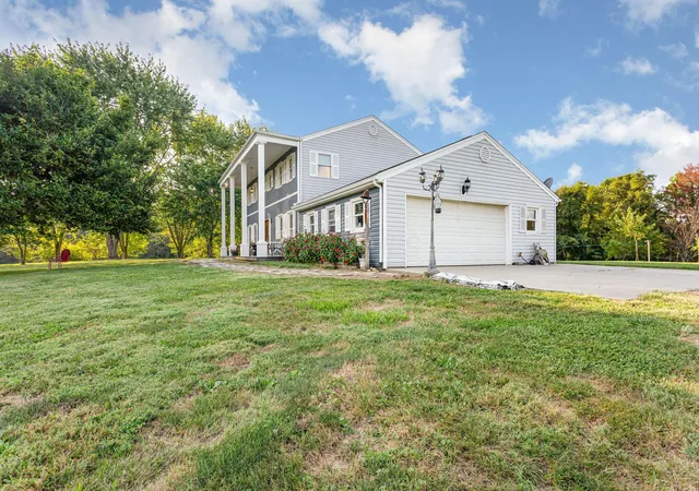 Photo 4 of Single family home for sale at 13299 Marshall Rd, Rockbridge, OH 43149 | MLS# 226032941 | Listing updated on 2026-08-30