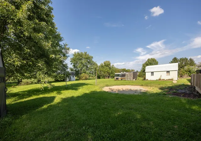 Photo 4 of Single family home for sale at 580 W Main St W, Ashville, OH 43103 | MLS# 226032444 | Listing updated on 2026-09-01