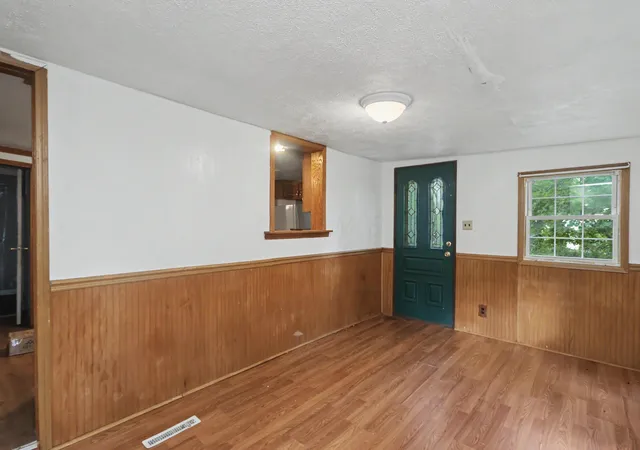 Photo 2 of Single family home for sale at 1188 Caldwell Ave, Mansfield, OH 44906 | MLS# 226032480 | Listing updated on 2026-09-04