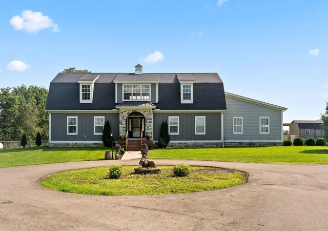 Photo 2 of Single family home for sale at 8225 Carters Mill Rd, Plain City, OH 43064 | MLS# 226032555 | Listing updated on 2026-09-15
