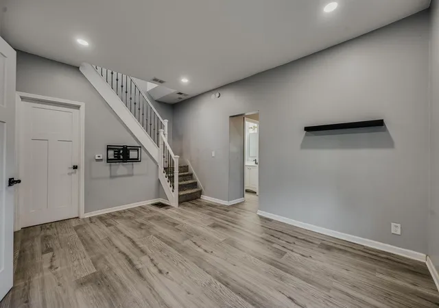 Photo 3 of Single family home for sale at 327 Harrison Ave, Lancaster, OH 43130 | MLS# 226032512 | Listing updated on 2026-10-10