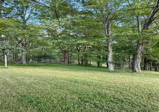 Photo 2 of Single family home for sale at 9898 Fallsburg Rd Ne, Newark, OH 43055 | MLS# 226032508 | Listing updated on 2026-09-14
