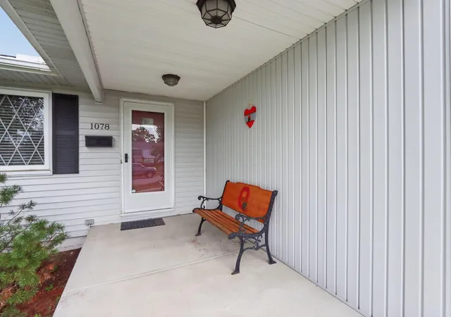 Photo 3 of Sale Pending at 1078 S Eureka Ave, Columbus, OH 43204 | MLS# 226032657 | Listing updated on 2026-10-07