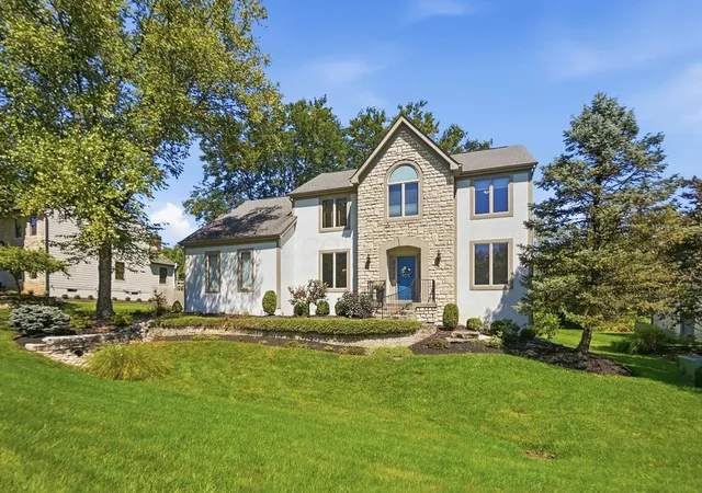 Photo 3 of Single family home for sale at 3819 Waverly Pl Dr, Lewis Center, OH 43035 | MLS# 226033020 | Listing updated on 2026-09-28