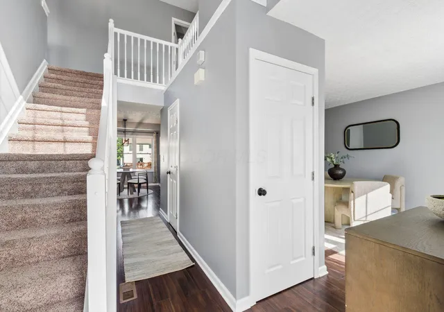 Photo 3 of Single family home for sale at 3166 Heather Meadow Pl, Hilliard, OH 43026 | MLS# 226032596 | Listing updated on 2026-09-10