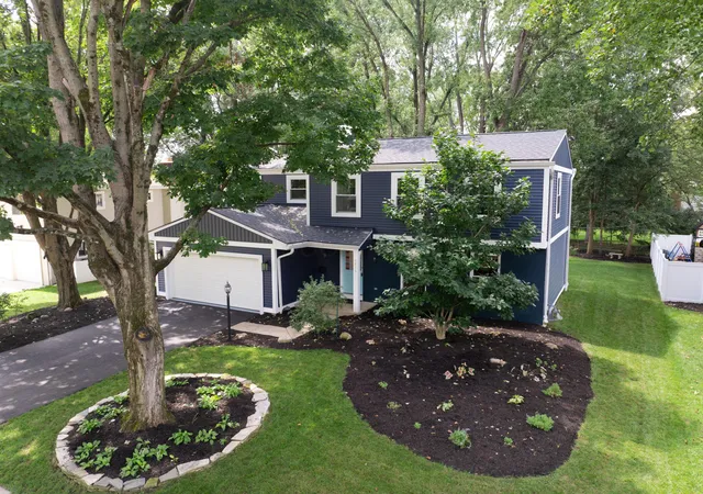 Photo 2 of Single family home for sale at 6815 Bowerman St W, Worthington, OH 43085 | MLS# 226032669 | Listing updated on 2026-08-31