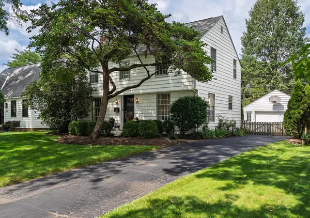 Photo 1 of Single family home for sale at 1640 Barrington Rd, Columbus, OH 43221 | MLS# 226032617 | Listing updated on 2026-08-28