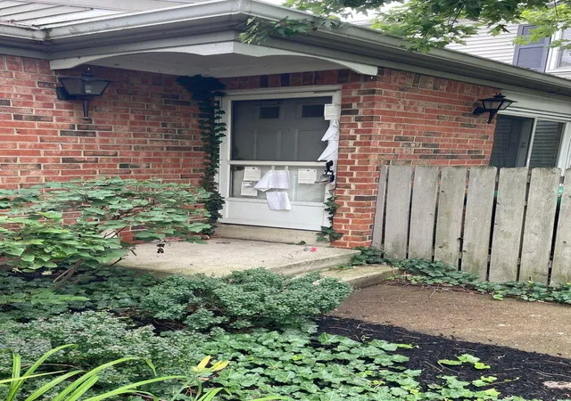 Condo for sale at 6353 New London Dr #68, Columbus, OH 43231 | MLS# 226032686