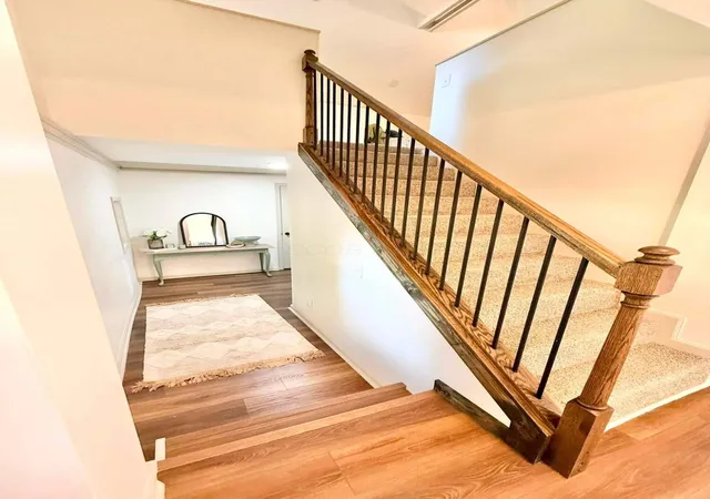 Photo 2 of Single family home for sale at 6520 Newark Rd, Mount Vernon, OH 43050 | MLS# 226032595 | Listing updated on 2026-09-07