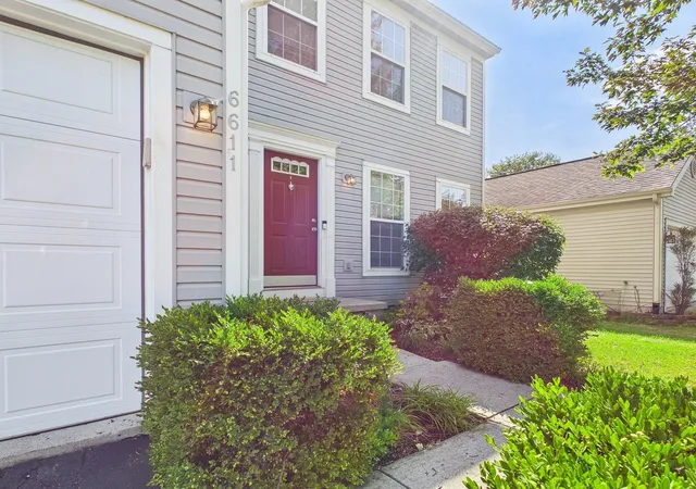 Photo 2 of Single family home for sale at 6611 Winbarr Wy, Canal Winchester, OH 43110 | MLS# 226032727 | Listing updated on 2026-09-15