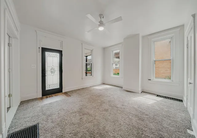 Photo 4 of Single family home for sale at 451 N Court St, Circleville, OH 43113 | MLS# 226032629 | Listing updated on 2026-09-01