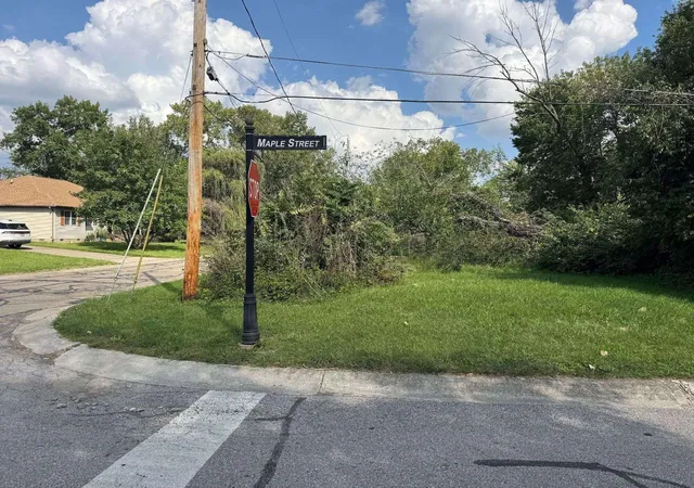 Photo 1 of Land for sale at 0 Maple St #Lot 1, Urbancrest, OH 43123 | MLS# 226032688 | Listing updated on 2026-09-04