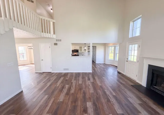 Photo 3 of Sale Pending at 101 Grove Run Rd, Commercial Point, OH 43116 | MLS# 226032607 | Listing updated on 2026-09-01