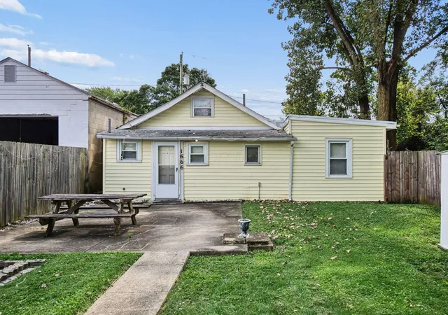 Photo 2 of Single family home for sale at 1666 Peabody Ave, Columbus, OH 43223 | MLS# 226032851 | Listing updated on 2026-09-15