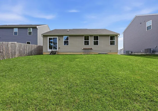 Photo 3 of Single family home for sale at 215 S Tuttle Rd, Springfield, OH 45505 | MLS# 226032709 | Listing updated on 2026-09-10