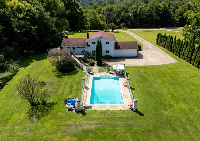 Photo 2 of Single family home for sale at 4052 State Route 95, Perrysville, OH 44864 | MLS# 226033132 | Listing updated on 2026-09-04