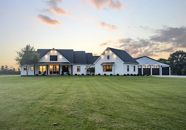 Photo 1 of Single family home for sale at 11238 Coontz Rd, Orient, OH 43146 | MLS# 226032809 | Listing updated on 2026-08-29