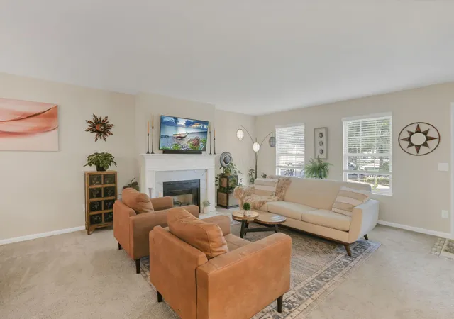 Photo 2 of Condo for sale at 6282 Mcnaughten Pl Ln, Columbus, OH 43213 | MLS# 226032743 | Listing updated on 2026-09-16