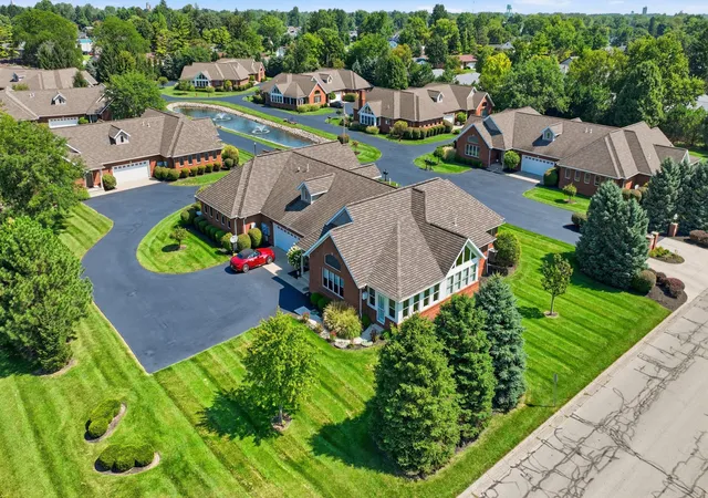 Listing Photo 4 - Condo for sale in building located at 1096 Damon Dr, Washington Court House, OH 43160 - Unit #2