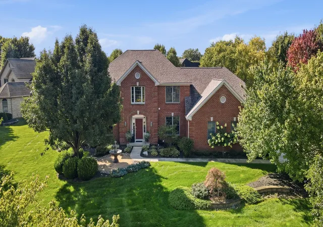 Single family home for sale at 5831 Willow Bnd Ln, Westerville, OH 43082 | MLS# 226033089