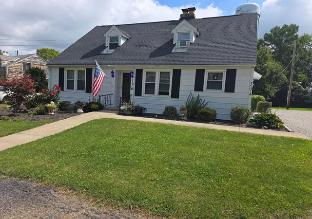 Photo 1 of Single family home for sale at 304 N Main St, Mount Gilead, OH 43338 | MLS# 226032834 | Listing updated on 2026-10-06