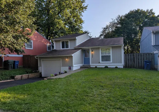 Photo 2 of Single family home for sale at 3001 Hubbardton Pl, Reynoldsburg, OH 43068 | MLS# 226032825 | Listing updated on 2026-10-08