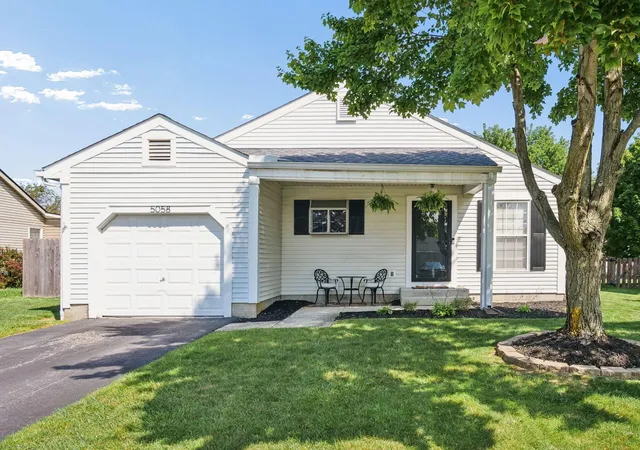 Photo 2 of Single family home for sale at 5058 Silver Bow Dr, Hilliard, OH 43026 | MLS# 226032930 | Listing updated on 2026-09-15