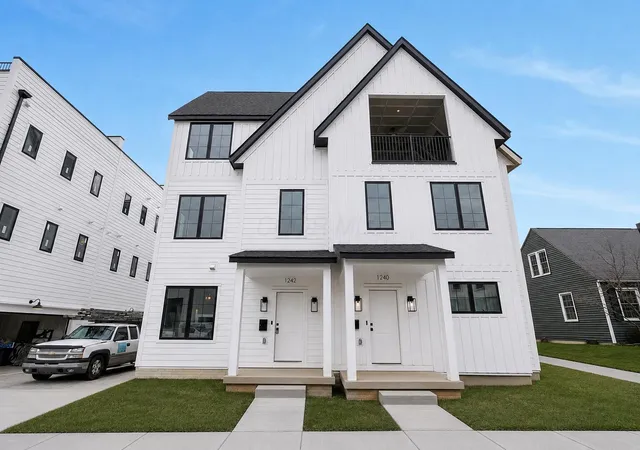 Condo for sale at 1242 Oxley Rd, Columbus, OH 43212 | MLS# 226032866