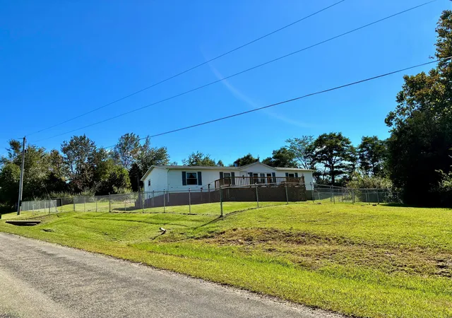 Photo 1 of Single family home for sale at 7045 Cathy Rd, Hillsboro, OH 45133 | MLS# 226032898 | Listing updated on 2026-10-04