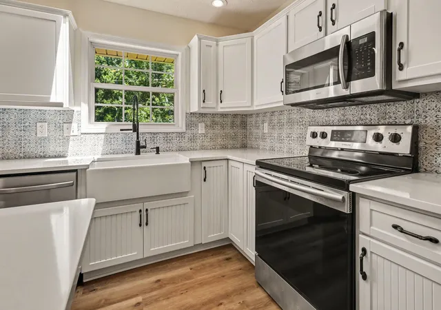 Photo 2 of Single family home for sale at 433 Kelly Wy, Bellefontaine, OH 43311 | MLS# 226032910 | Listing updated on 2026-09-03