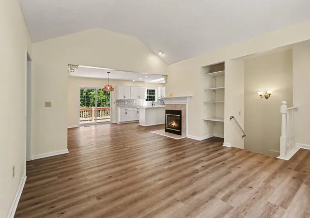 Photo 2 of Single family home for sale at 433 Kelly Wy, Bellefontaine, OH 43311 | MLS# 226032910 | Listing updated on 2026-09-03