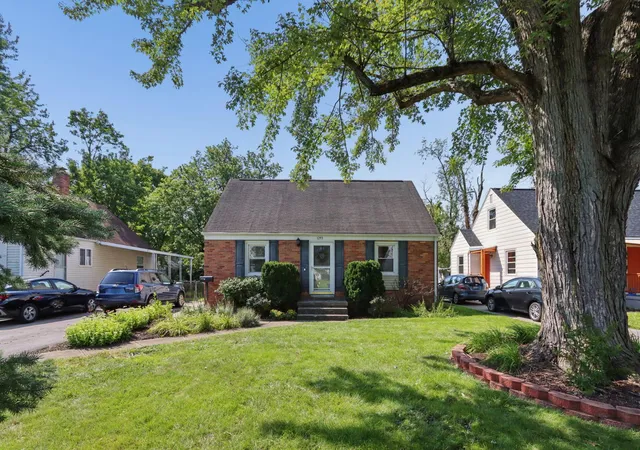 Photo 2 of Single family home for sale at 1293 E North Broadway St, Columbus, OH 43224 | MLS# 226032920 | Listing updated on 2026-09-06