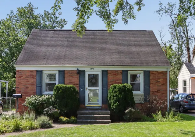 Photo 3 of Single family home for sale at 1293 E North Broadway St, Columbus, OH 43224 | MLS# 226032920 | Listing updated on 2026-09-06