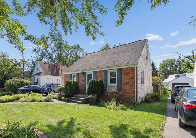 Photo 3 of Single family home for sale at 1293 E North Broadway St, Columbus, OH 43224 | MLS# 226032920 | Listing updated on 2026-09-06